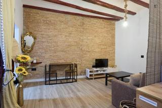 Rent Studio in Raval