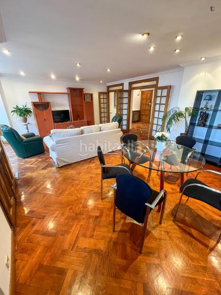 Foto 0a825944-088b-48cd-b229-b3256623d118. Rent apartment with heating in Segundo Ensanche Pamplona / Iruña