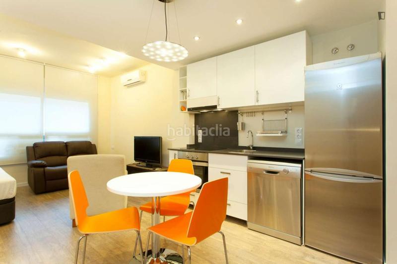 Foto d8bbe892-0af1-4ce6-bba6-bfb6636fea76. Miete studiowohnung in Sant Gervasi - Galvany Barcelona