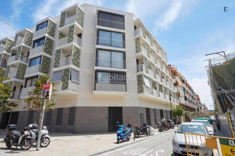 Foto 4849b419-27c2-4b0c-befb-6250a69f1802. Alquiler apartamento en Santa Eulàlia Hospitalet de Llobregat (L´)
