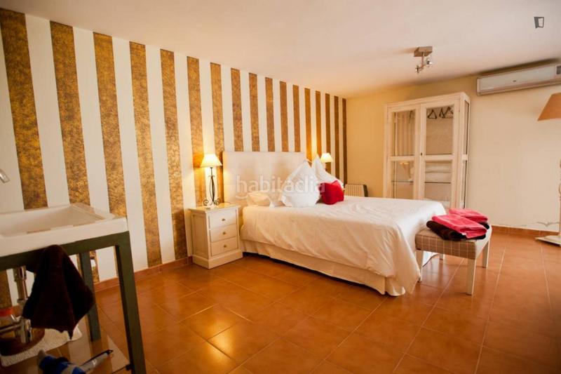 Foto 3d7bf93b-5403-4623-becb-e09b500e356c. Rent studio in La Motilla - Fuente del Rey Dos Hermanas