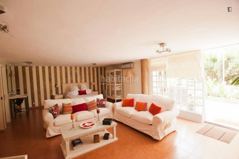 Foto 6b983e39-a79e-4b0c-952b-3f668739ecfa. Rent studio in La Motilla - Fuente del Rey Dos Hermanas
