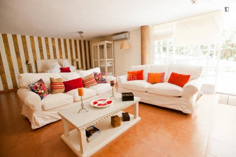 Foto b6ede135-4a74-44eb-9413-8e464745dda1. Rent studio in La Motilla - Fuente del Rey Dos Hermanas