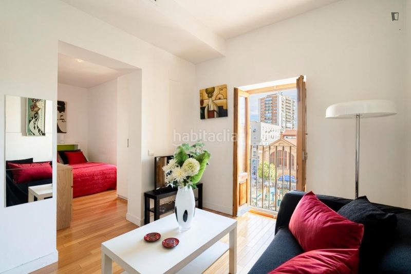 Foto 6a0d6e52-9fb5-4669-9a96-d0e15d891744. Rent apartment in Puerta del Ángel Madrid