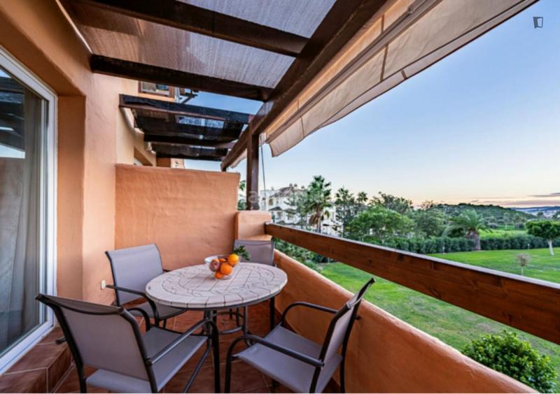 Foto b054e3a8-f0a1-4c91-922a-ebc6c49082b9. Location appartement dans Casares golf - Casares del sol Casares