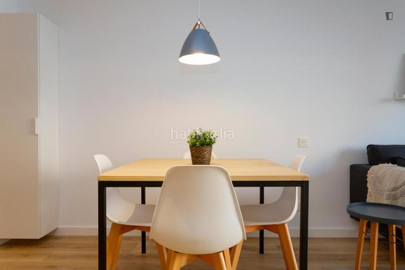 Foto e5d876a3-859d-4f22-86d2-8f4d113e0b1c. Miete appartement in El Camp d´en Grassot i Gràcia Nova Barcelona