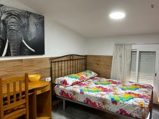 Rent Studio in Collblanc