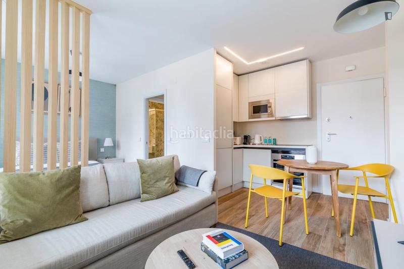 Foto b9030d66-dee9-4055-ba35-034aa73abda0. Lloguer estudi amb calefacció a Hispanoamérica-Bernabéu Madrid