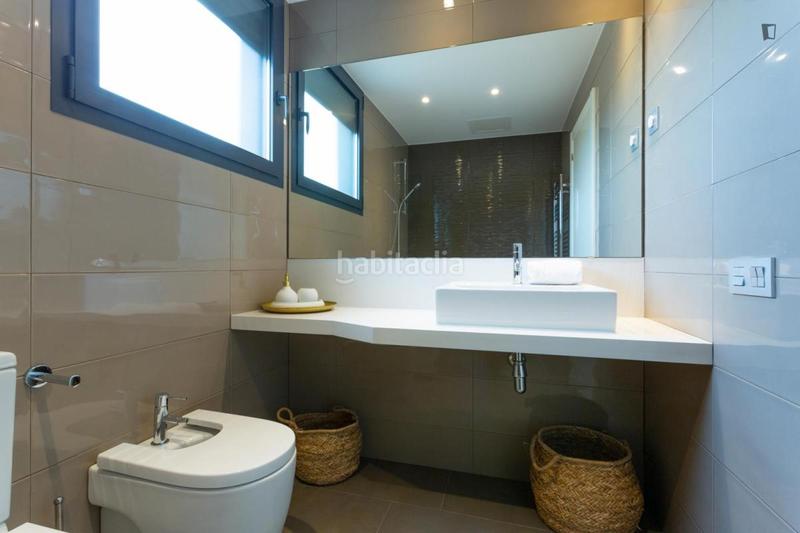 Foto 5d7526ba-a981-4ce8-8e07-79f56656dd14. Miete appartement in Diagonal Mar i el Front Marítim del Poblenou Barcelona