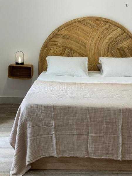 Foto ab5ea80a-c685-44fa-a51a-d601c679f677. Lloguer estudi a Canillejas Madrid