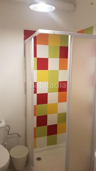 Foto adcc53a2-fca5-4f17-aeae-984f32525797. Miete studiowohnung in Lucero Madrid