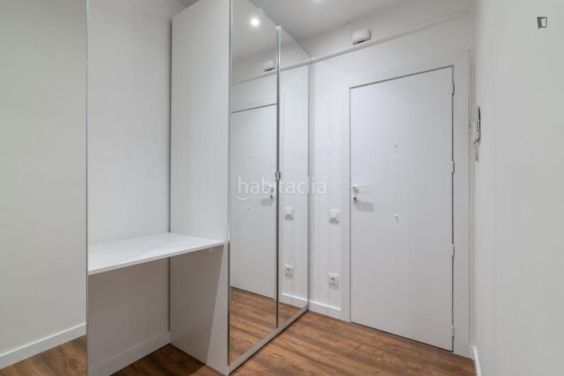 Foto 05c8e2a0-6af7-4639-908a-ffc9e8f99cd4. Lloguer apartament amb calefacció a Font de la Guatlla Barcelona