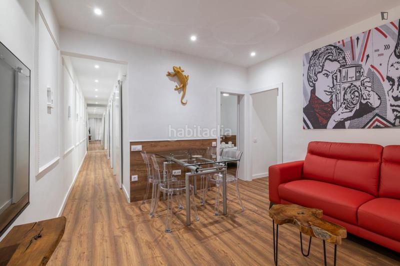 Foto fe2bb402-5a5a-44dc-aeb2-9867ff9bfdf3. Alquiler apartamento en Font de la Guatlla Barcelona