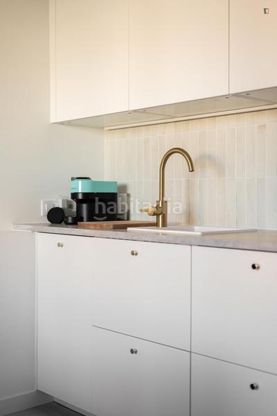 Foto 0b8240cb-eebe-4649-9891-2a5e45e61c7b. Rent apartment with heating in Poblenou Barcelona