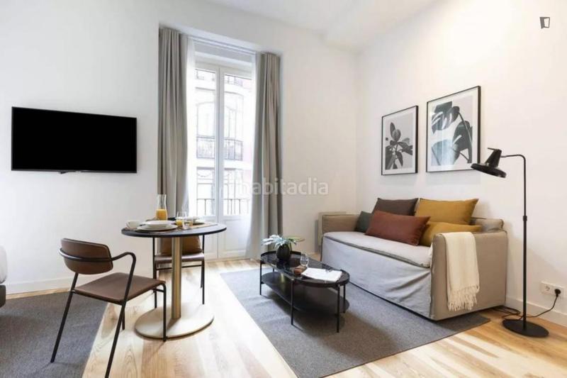 Foto 4060fc1b-d611-4113-b5d3-700ef596d85e. Miete studiowohnung mit heizung in Cortes-Huertas Madrid