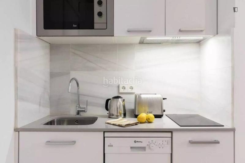 Foto 72232c33-2fb5-423d-ac62-1b0291942903. Miete studiowohnung mit heizung in Cortes-Huertas Madrid