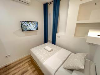 Rent Studio in Gaztambide