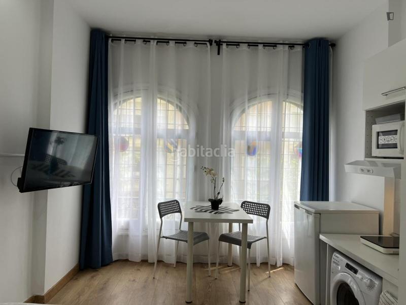 Foto 6b0402d3-45ba-4c5a-8936-f27c10267ac3. Rent studio with heating in Gaztambide Madrid