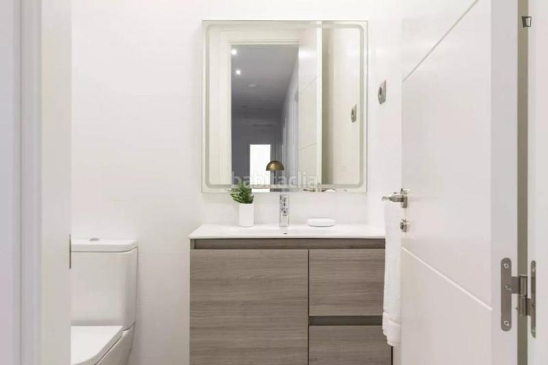Foto 39b115cf-83d3-4e9a-a858-d73611b2afc7. Alquiler apartamento en Sol Madrid