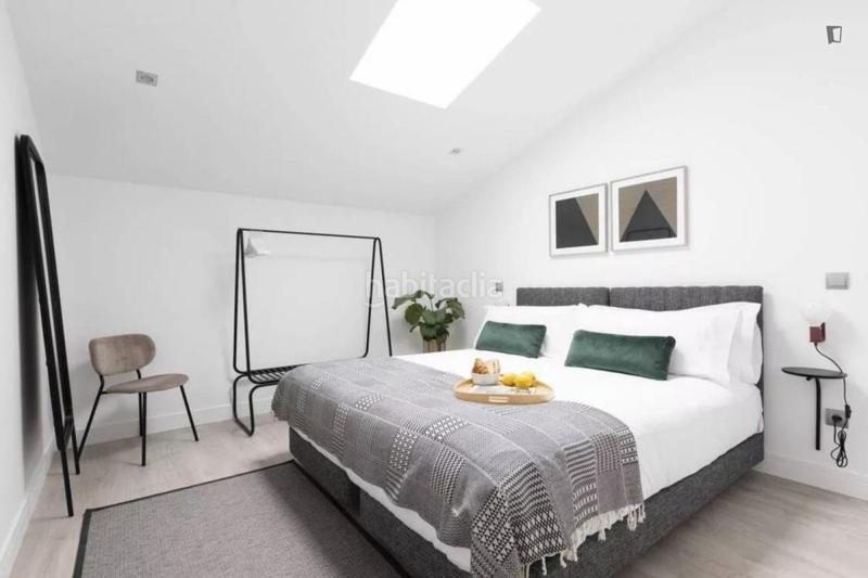 Foto 1d1409a3-c158-4d8d-a91d-49e7c99d8810. Rent apartment with heating in Sol Madrid