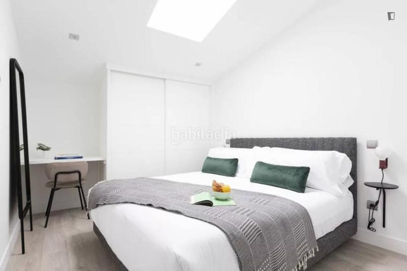 Foto 80cb5c98-d258-4cf1-a384-55312218901a. Rent apartment with heating in Sol Madrid