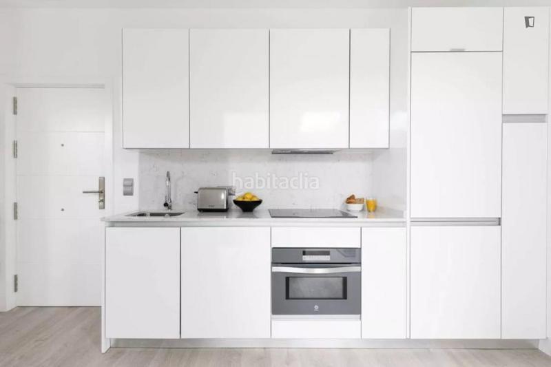Foto ef120fe1-8552-414f-b8d4-6c3b4acdfb6c. Location appartement avec chauffage dans Sol Madrid