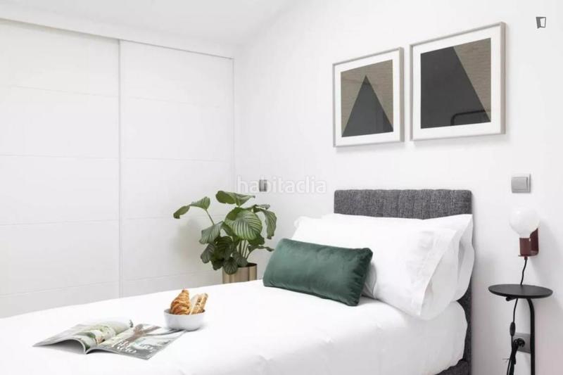 Foto 54b3fdc6-5f35-47d1-ad2e-d9624f227f35. Miete appartement mit heizung in Sol Madrid