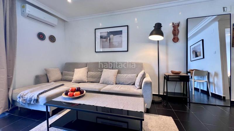 Foto 1bd2e78f-f068-4814-8006-2011f2e9e8d5. Alquiler apartamento en La Trinidad Málaga