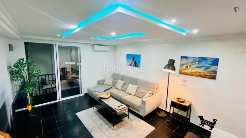 Foto 51d85c99-10e1-41d0-810c-2a340d22c688. Alquiler apartamento en La Trinidad Málaga