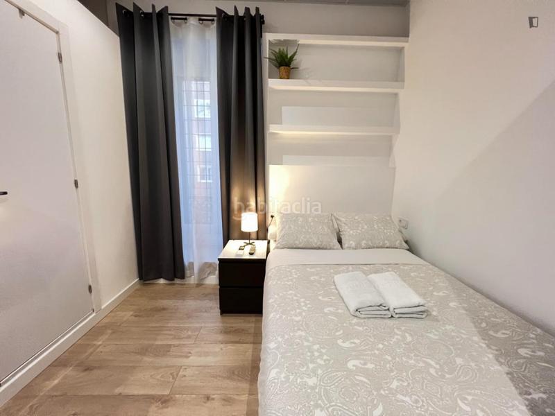Foto 98c4695b-ab97-403b-a926-b60d0036ef2e. Rent studio with heating in Gaztambide Madrid