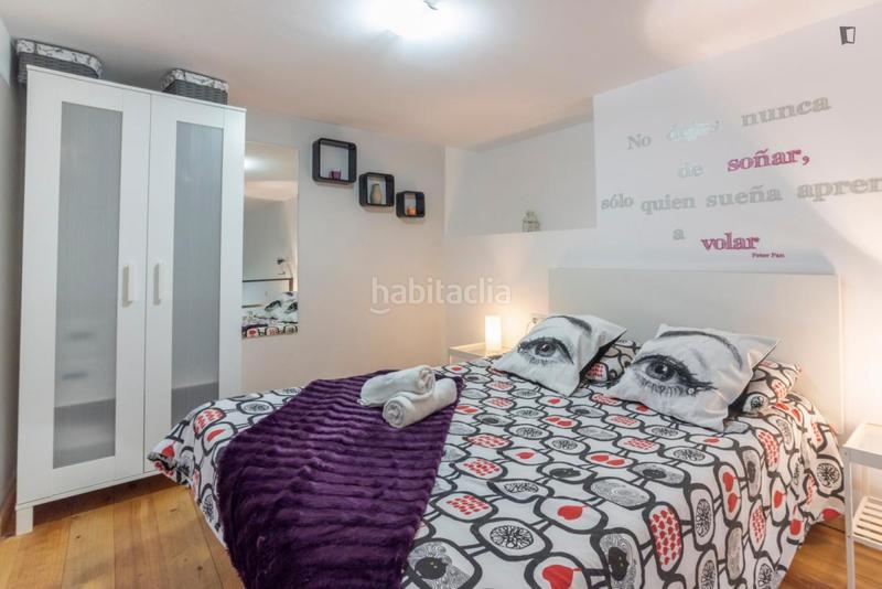 Foto 758bb452-b1bc-41b0-b829-45926ce49f64. Alquiler estudio en Sol Madrid
