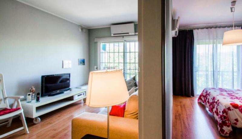 Foto ab364309-effa-4712-8ee0-4f8cc8013235. Lloguer apartament a Poblenou Barcelona