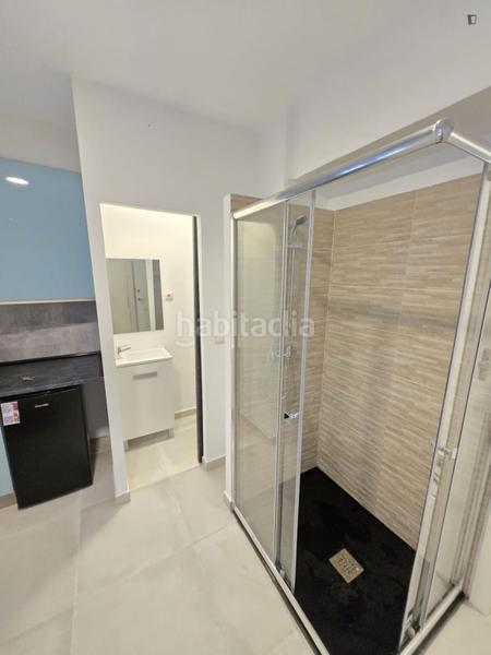 Foto a89d1328-4ab8-4ffd-84d8-5a4a3254ce2c. Rent studio in Lucero Madrid