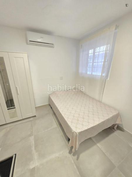 Foto b0b94f04-7128-436c-a125-964e7e19c40c. Rent studio in Lucero Madrid