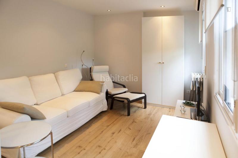 Foto c62eeaf2-2923-48da-a8d0-b1a809f0849c. Alquiler estudio en Bami - La Estrella Sevilla