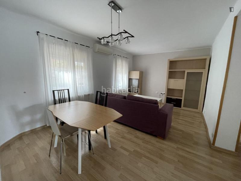 Foto 80f6b19e-164b-4189-aeea-57120374950d. Location appartement avec chauffage dans Simancas Madrid