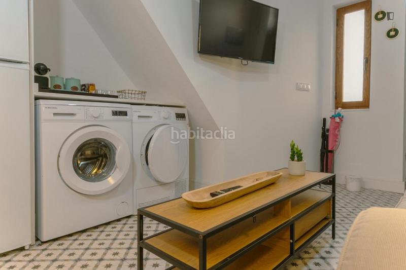 Foto 2d94fcfe-1740-4037-8718-c37b75897494. Lloguer apartament a El Cabanyal-El Canyamelar Valencia