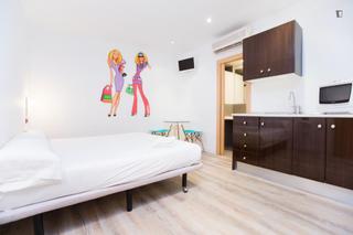 Rent Studio in Gòtic