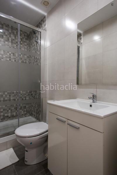 Foto 3c39d648-88e3-4330-acca-9e6d6d82c34a. Miete appartement in Raval Barcelona