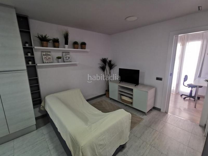 Foto b07ff2d7-eb5d-4b32-b00a-3ed9de00f064. Alquiler apartamento en El Parc i la Llacuna del Poblenou Barcelona