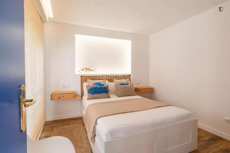 Foto 1d3cafe5-0304-40e6-84f7-01ffbbc3cbba. Lloguer apartament a Carranque - Haza Cuevas Málaga