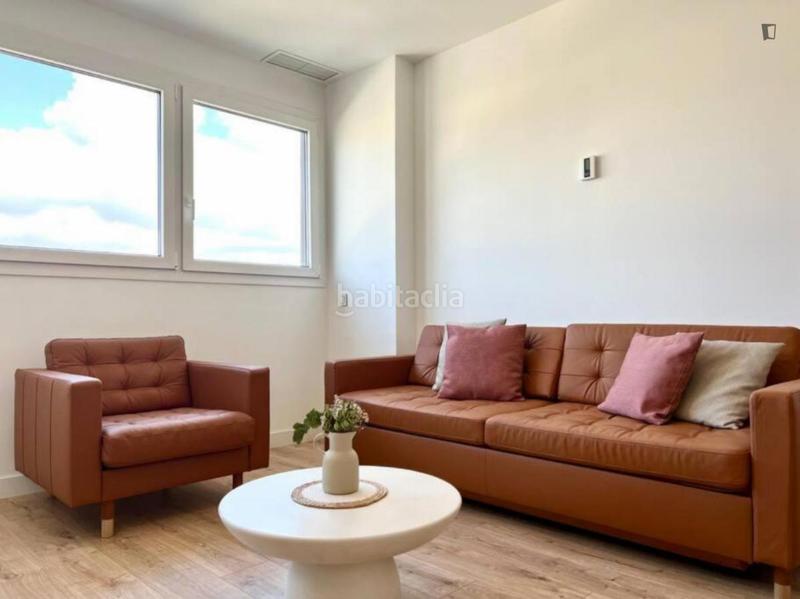 Foto 000b079a-a610-40f9-9a90-b5f590f44884. Rent apartment with heating in Martiricos - La Roca - La Rosaleda Málaga