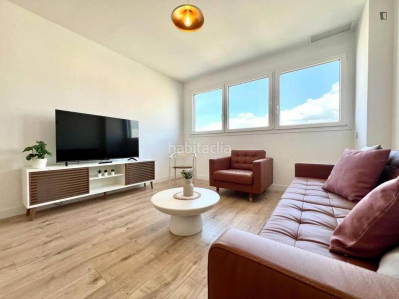 Foto eeaa29df-9f39-405d-8876-988b470a803e. Location appartement avec chauffage dans Martiricos - La Roca - La Rosaleda Málaga