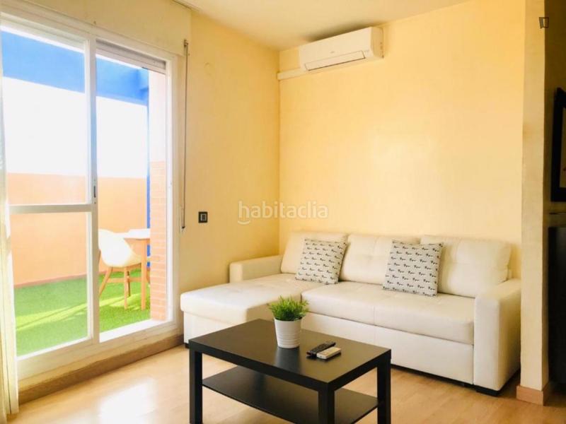 Foto 9e3112ac-c281-4520-af1d-32b3a0dadb86. Lloguer apartament a El Molinillo - Capuchinos Málaga