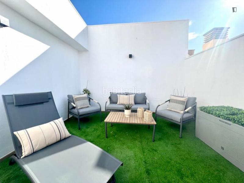 Foto bb26555b-6ff2-4c5d-b6bd-44e8f5f43478. Location appartement dans El Ejido Málaga