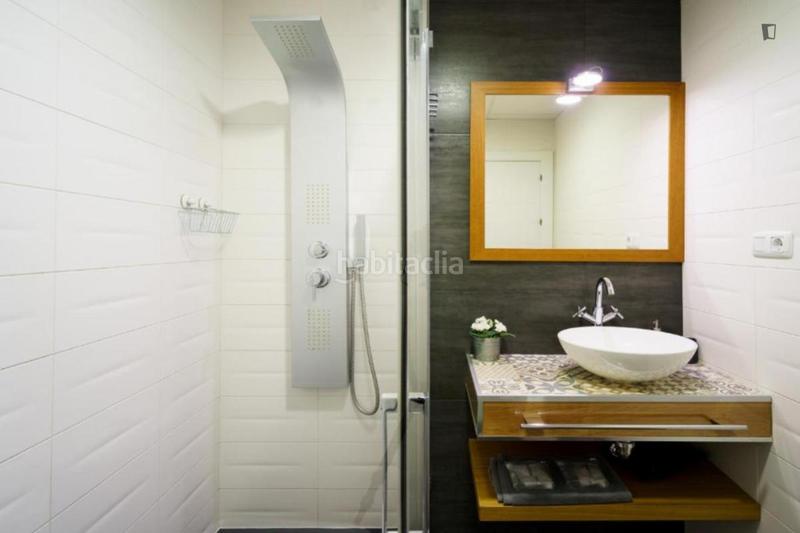Foto 19800eb5-4364-46f8-96aa-12d6f47ac0dc. Alquiler apartamento en La Victoria Málaga