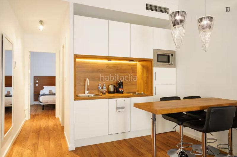 Foto 5dc46af9-f303-465f-badc-666e01beb73c. Alquiler apartamento en La Victoria Málaga