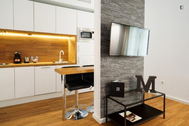 Foto 8437df05-97e6-48fc-94e5-c89b825fd131. Alquiler apartamento en La Victoria Málaga