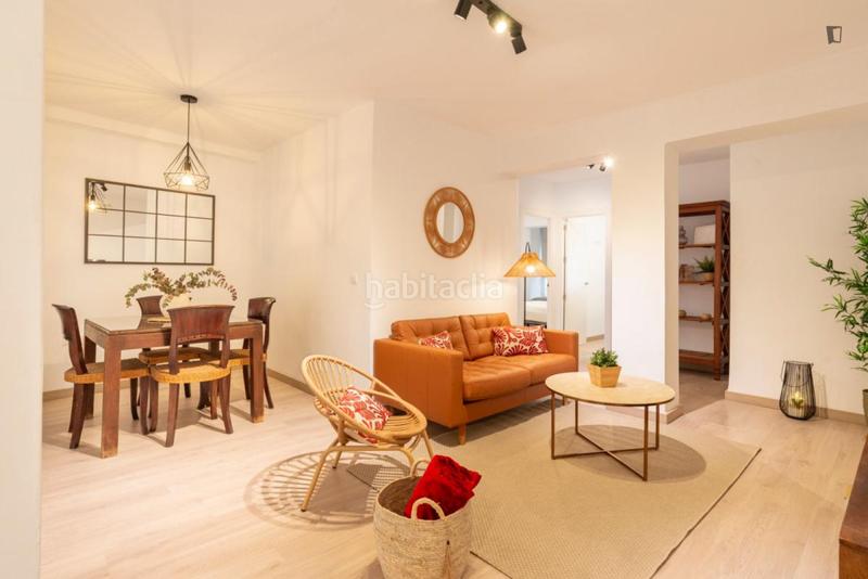 Foto 8ea079dc-6c14-45f5-9809-8aaaca54801c. Alquiler apartamento en La Trinidad Málaga