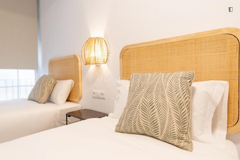 Foto cc7e2fb1-7e8b-40cc-b18c-ec931b642575. Alquiler apartamento en La Trinidad Málaga